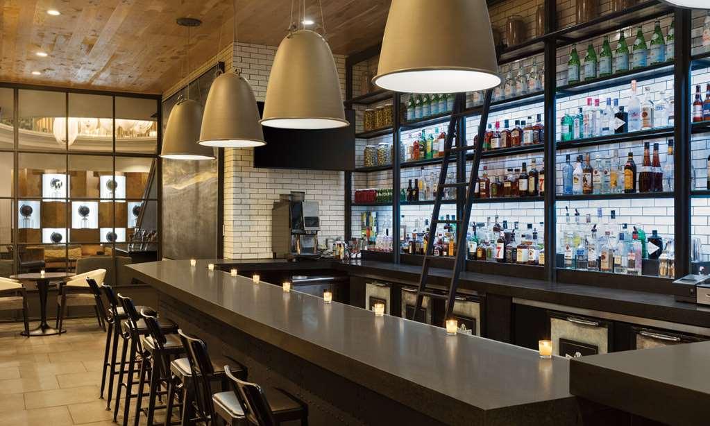 阿德麦拉温德姆酒店 莫比尔 餐厅 照片